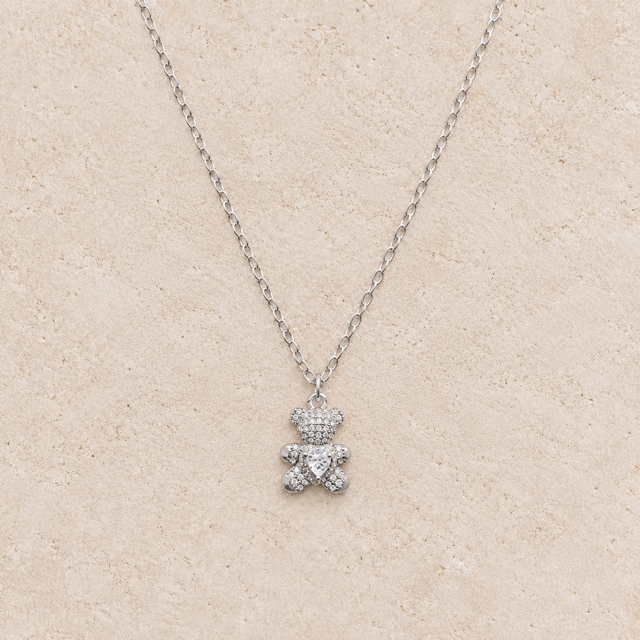 Hartjes ketting met strass voor een feestelijke look