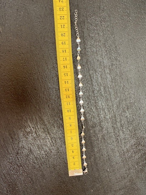 zilverkleurige hartjes armband